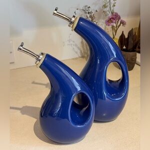 Rachael Ray Blue Ceramic Oil & Vinegar Set